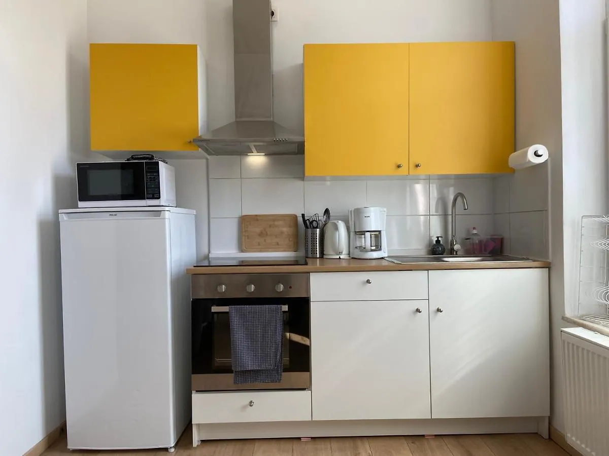 La Lodelinsartoise - Meuble De Vacances 3 Cles Charleroi 0*,